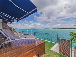 3 Mariners Point